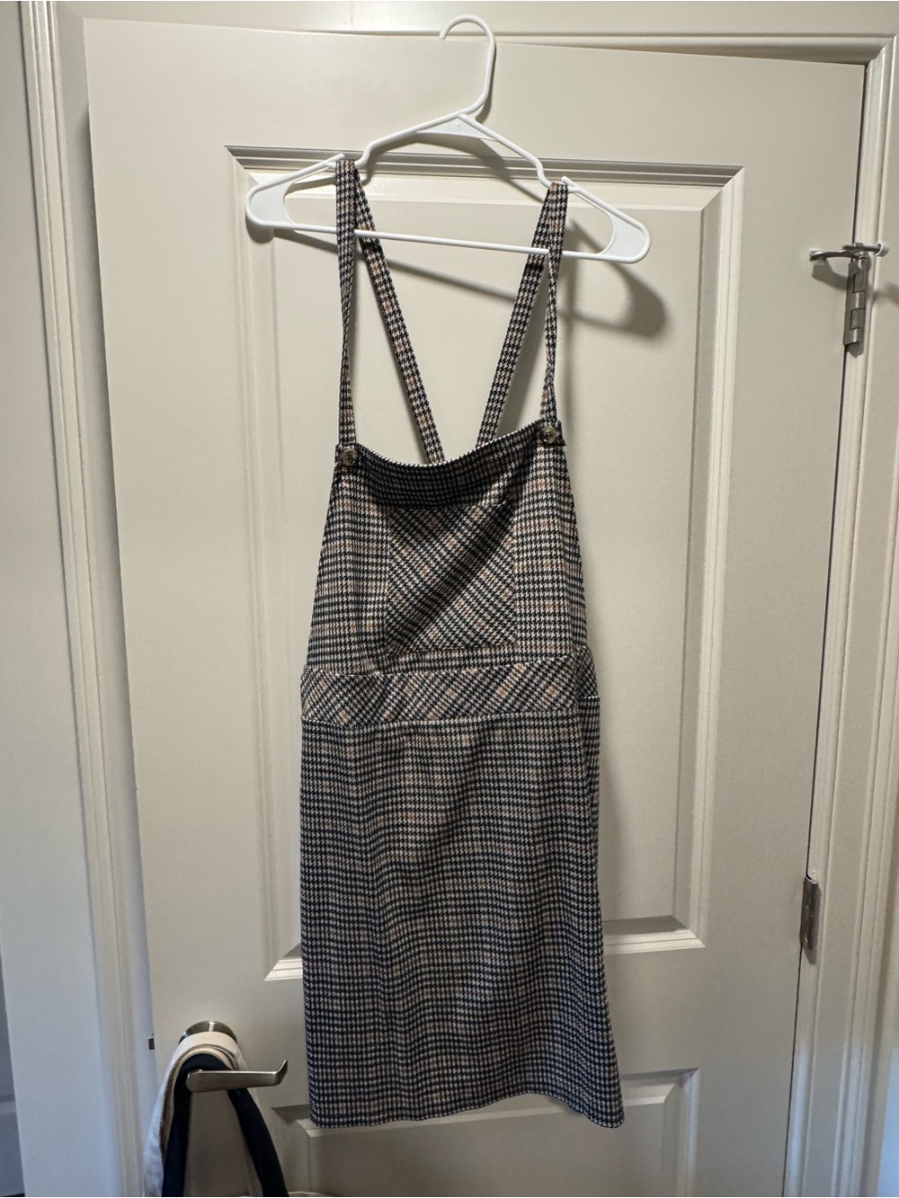 Torrid black and cream houndstooth pinafore-style dress